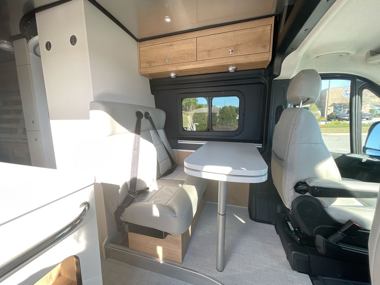 2026 Airstream Rangeline Base