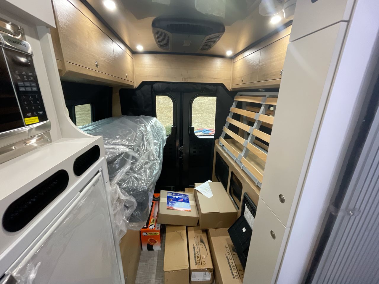 2026 Airstream Rangeline Base