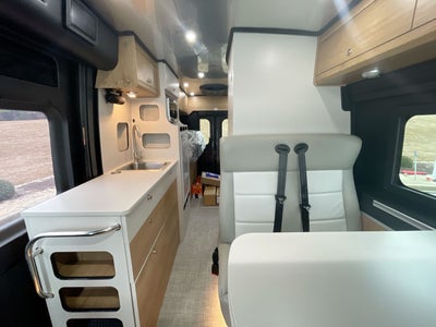 2026 Airstream Rangeline Base
