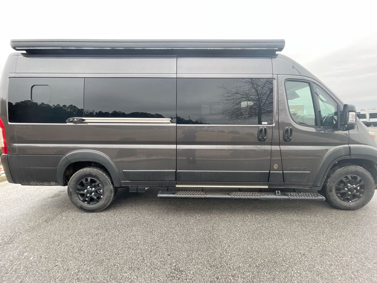 2026 Airstream Rangeline Base