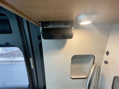 2026 Airstream Rangeline Base