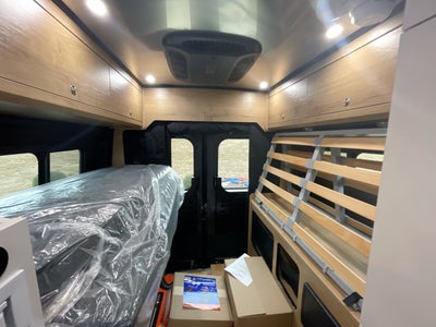 2026 Airstream Rangeline Base