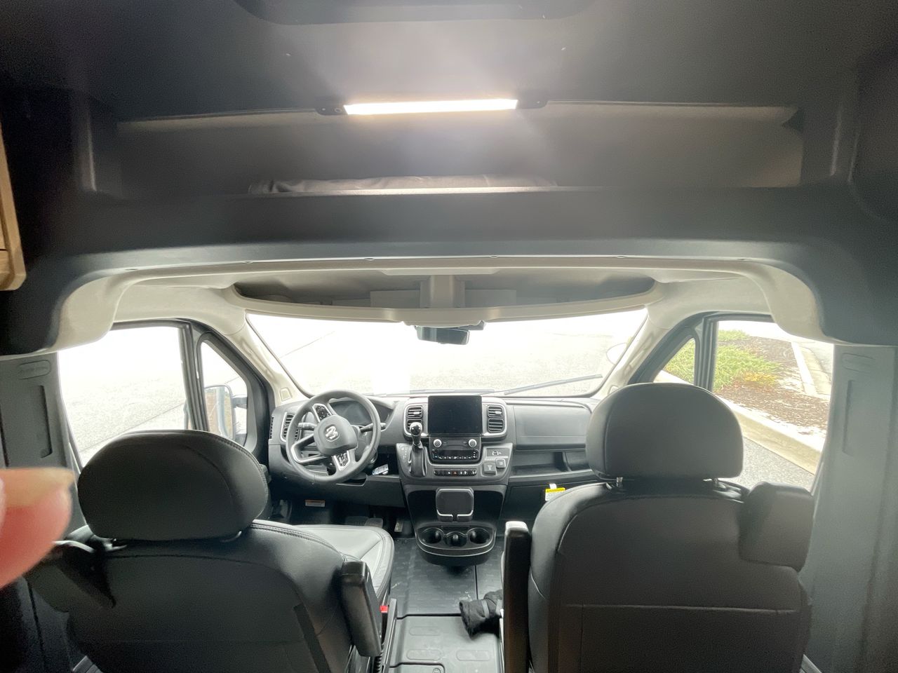 2026 Airstream Rangeline Base