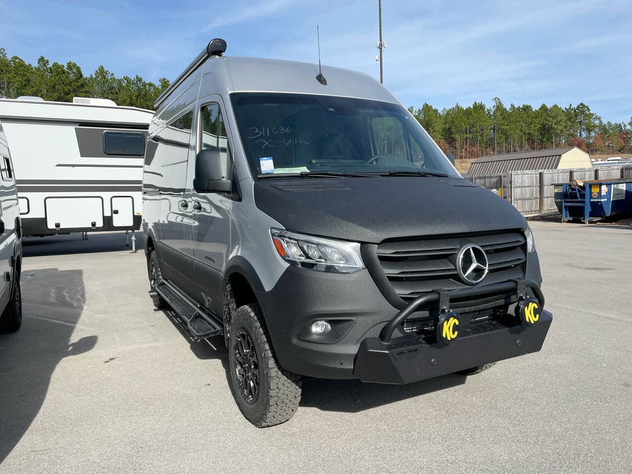 2024 Airstream 19X Base