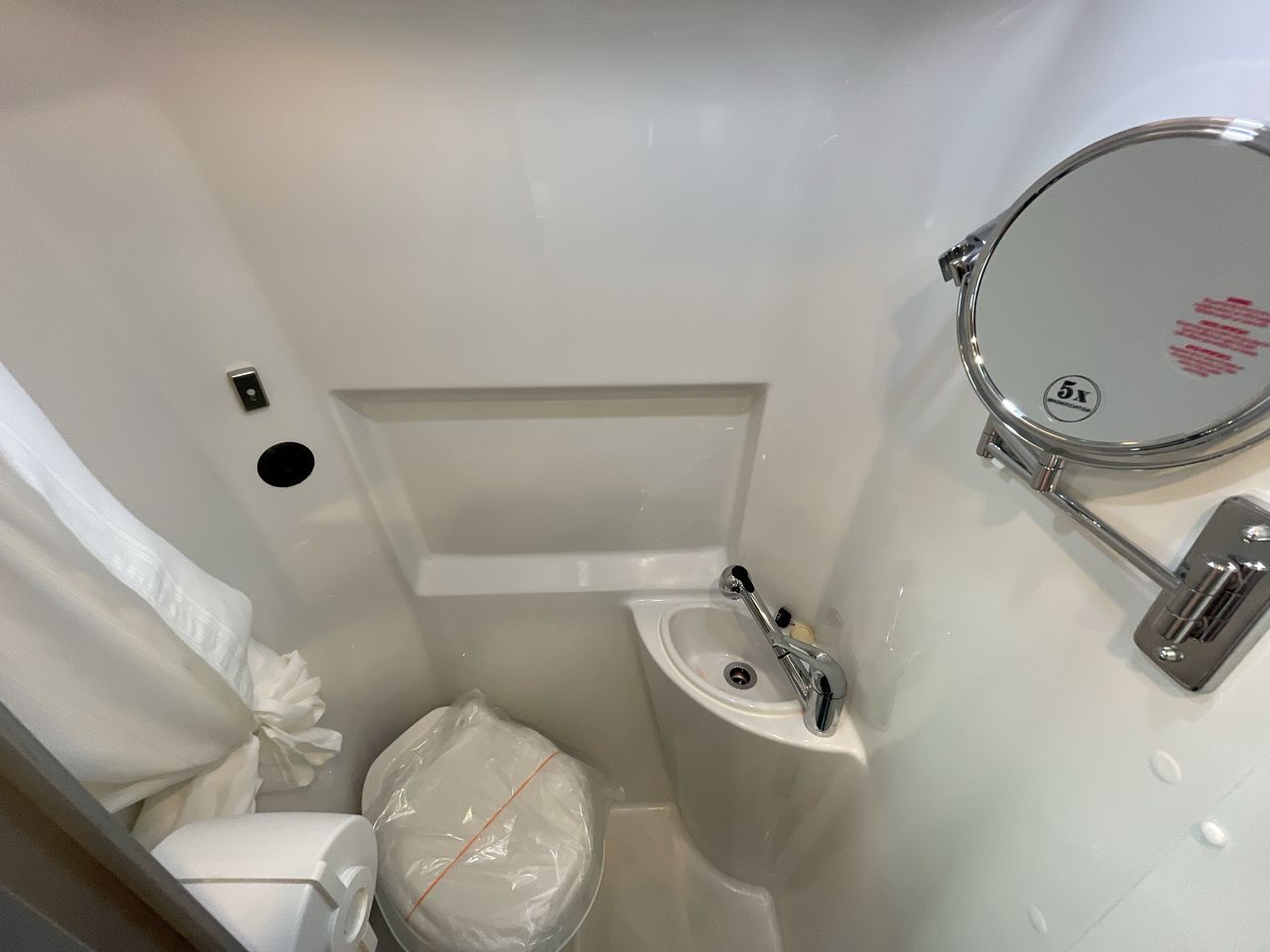 2024 Airstream 19X Base