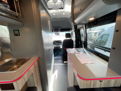 2024 Airstream 19X Base