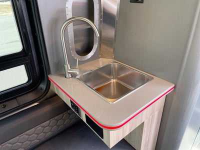 2024 Airstream 19X Base