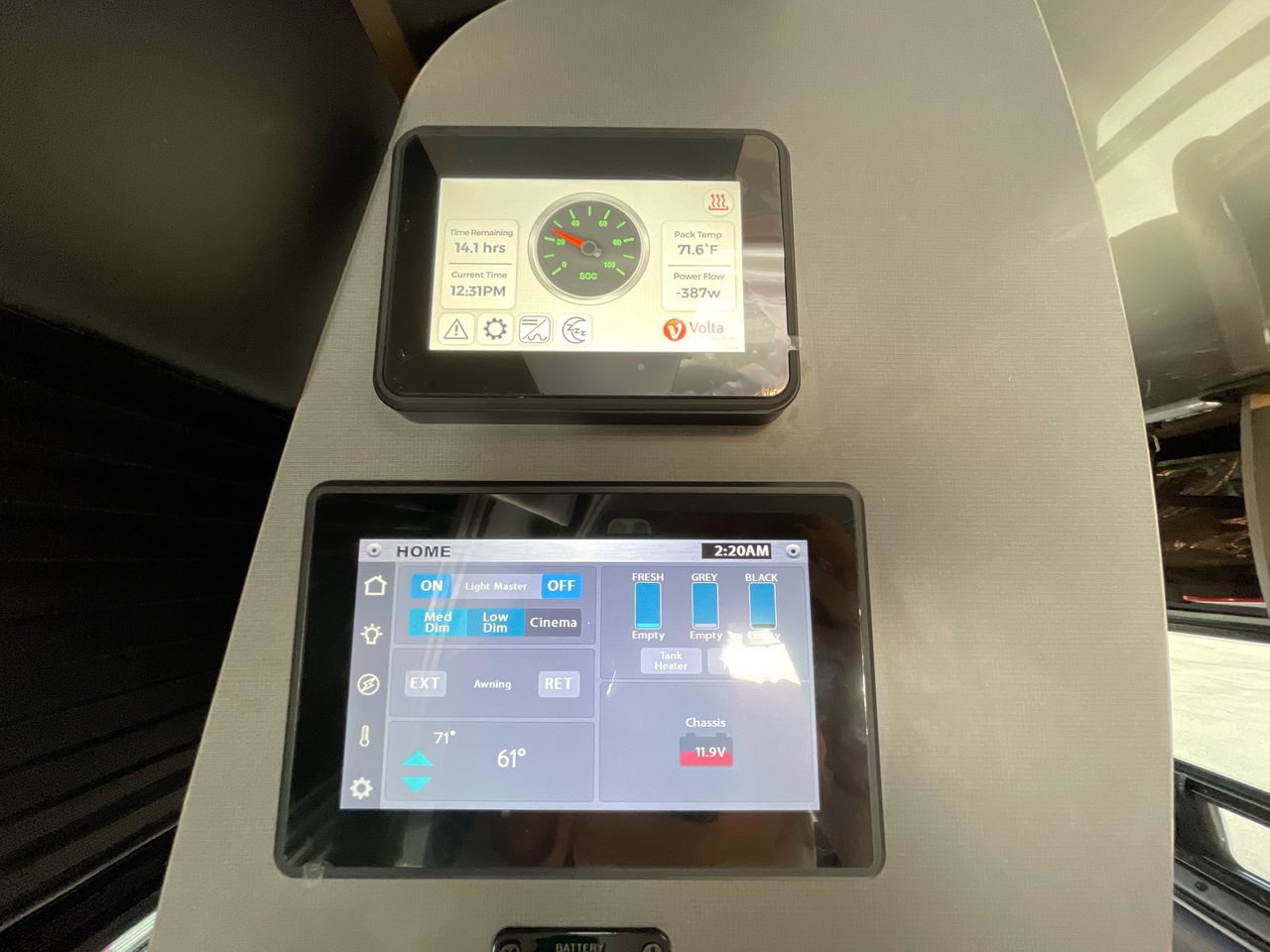 2024 Airstream 19X Base