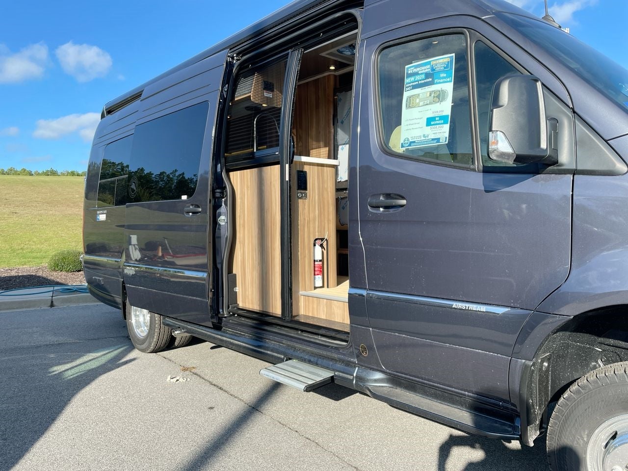 2025 Airstream 24 GT Base