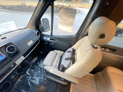 2026 Airstream 24GL Base