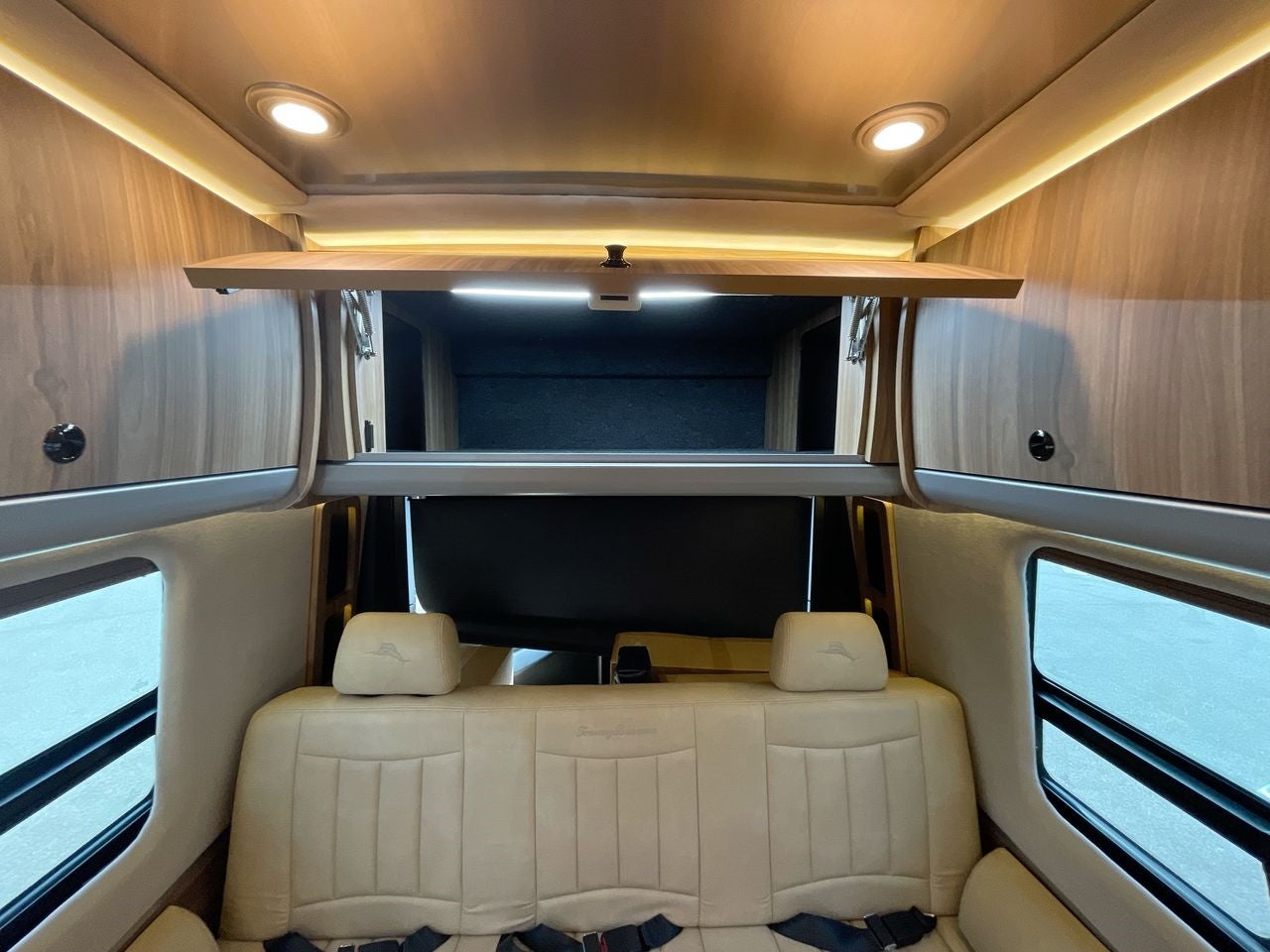 2025 Airstream 24 GT Base
