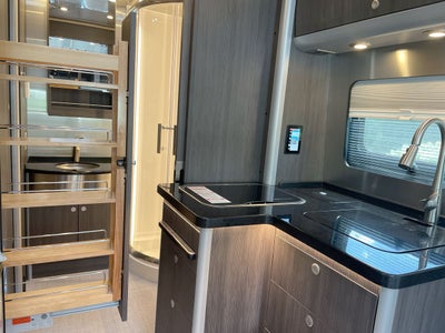 2026 Airstream LP Model Base