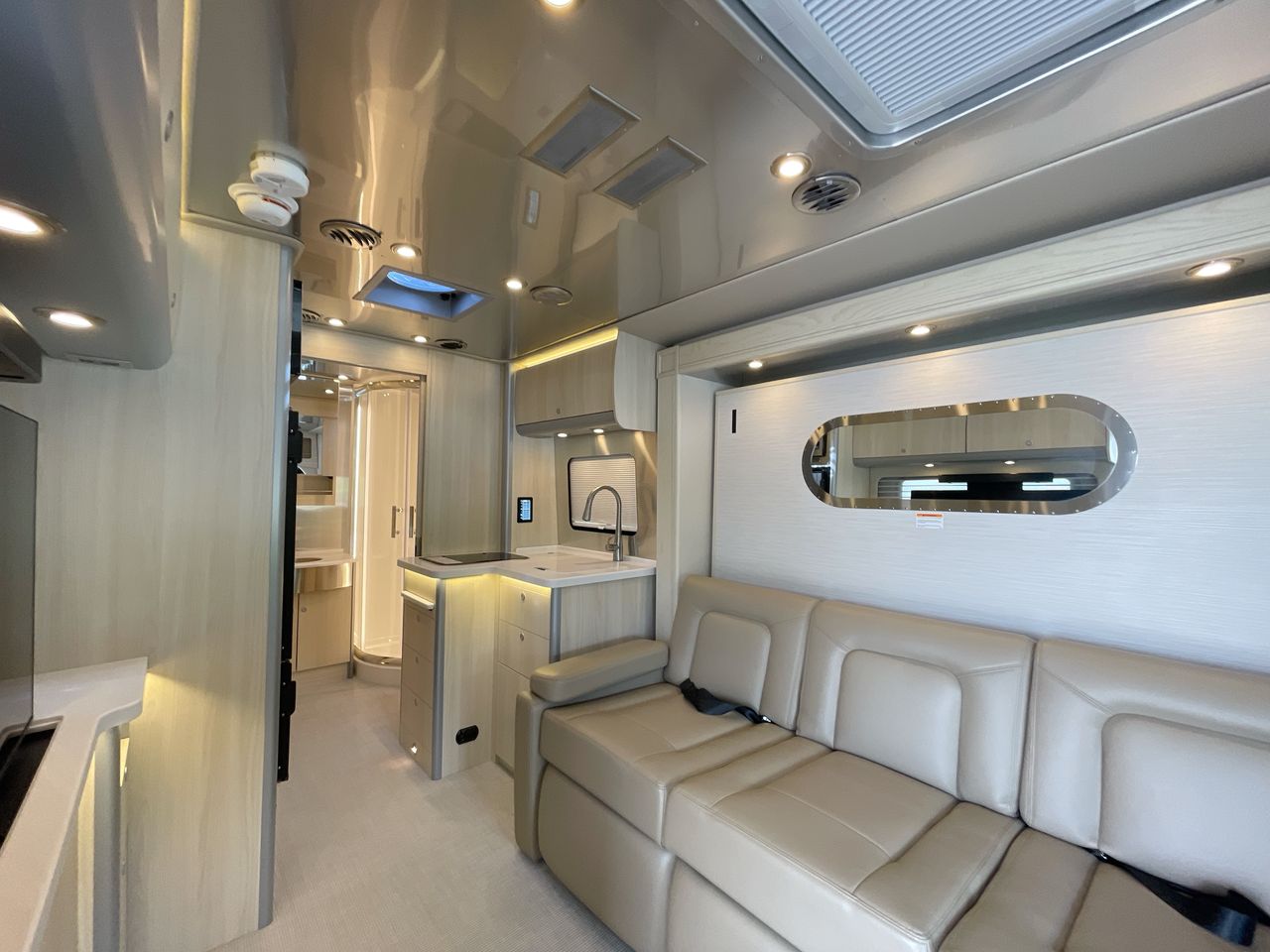 2026 Airstream LP Model Base