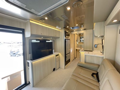 2026 Airstream LP Model Base