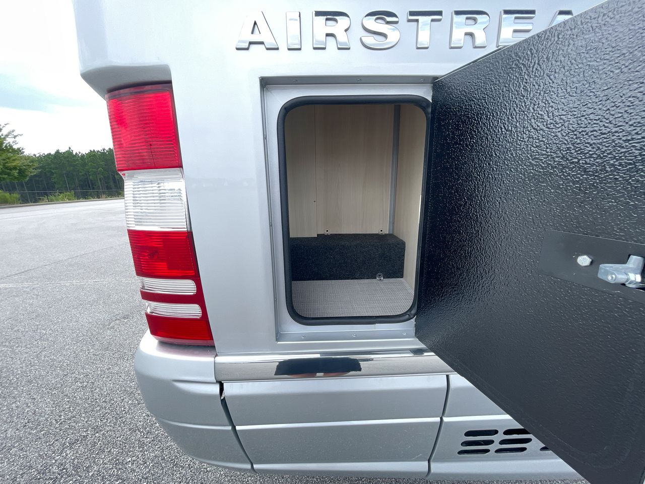 2026 Airstream LP Model Base