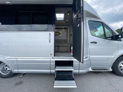 2026 Airstream LP Model Base