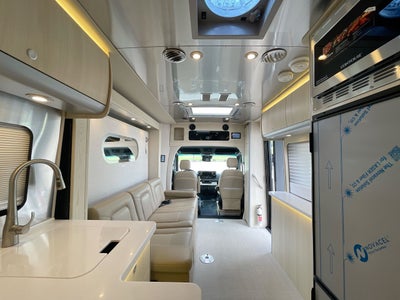 2026 Airstream LP Model Base