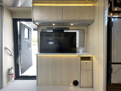 2026 Airstream LP Model Base