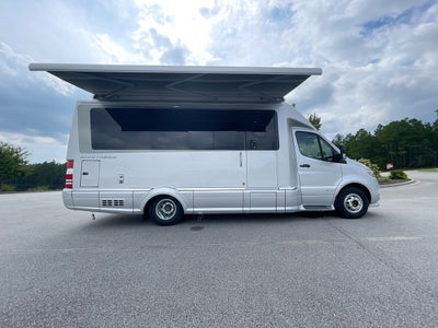 2026 Airstream LP Model Base