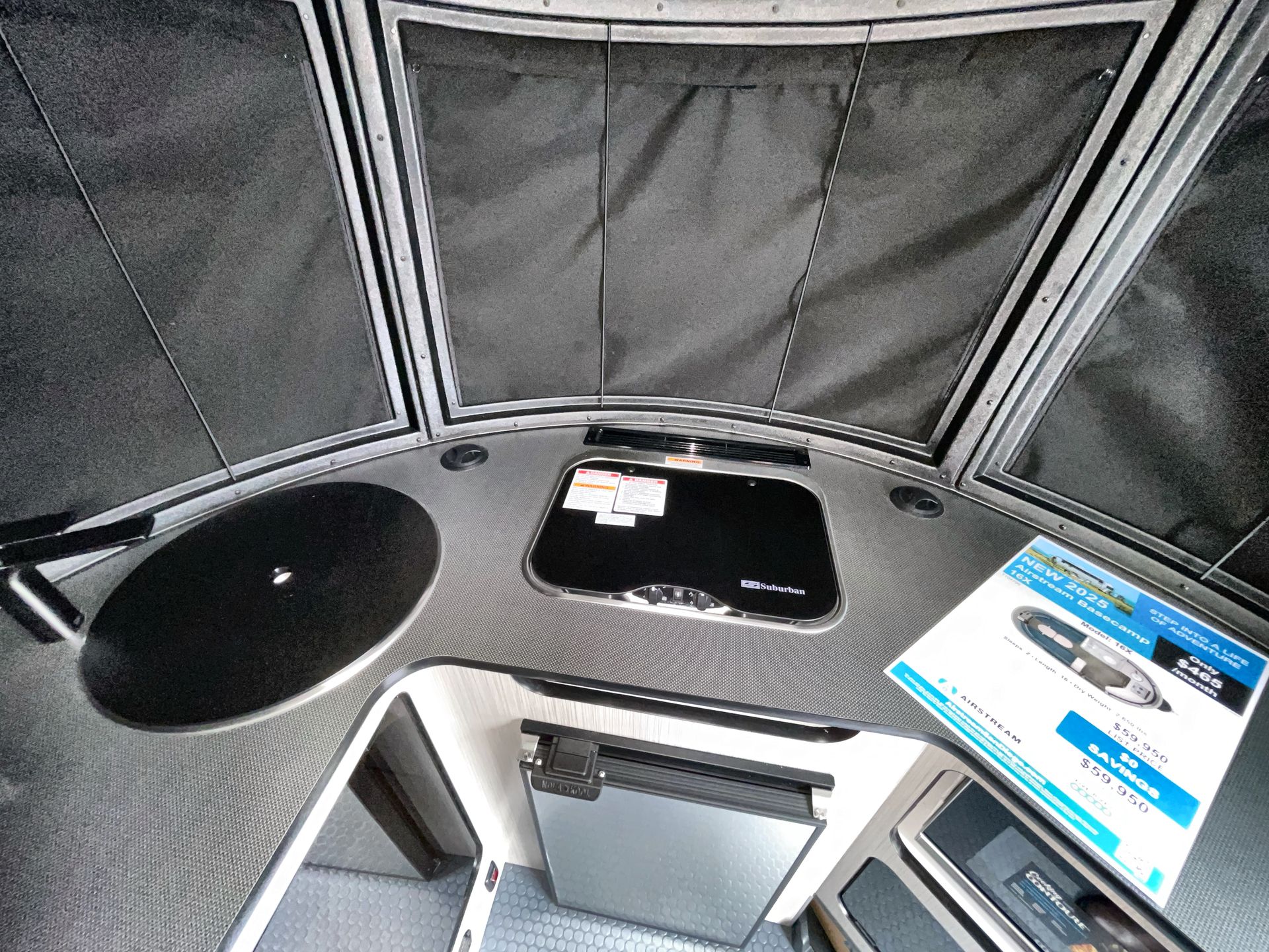 2025 Airstream 16X Base