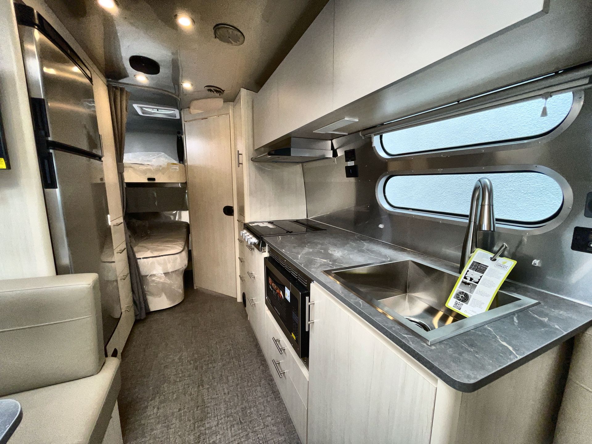 2025 Airstream 30FBBQ Base