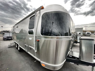 2025 Airstream 25FBQ Base