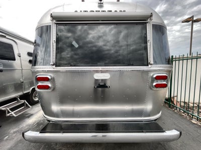 2025 Airstream 25FBQ Base