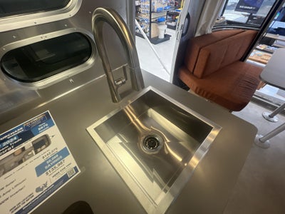 2026 Airstream 25FBT Base