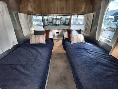 2026 Airstream 23FBT Base