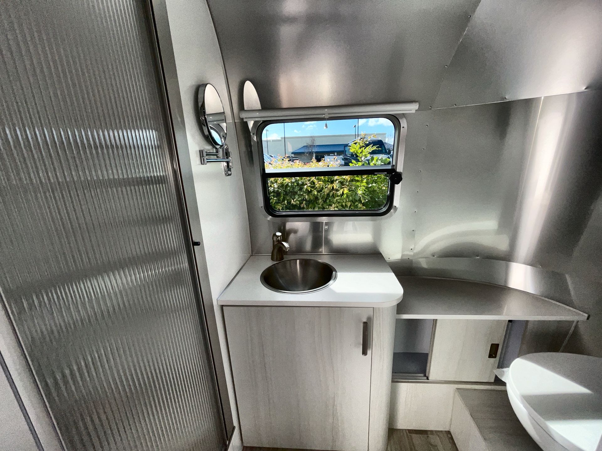 2026 Airstream 22FB Base