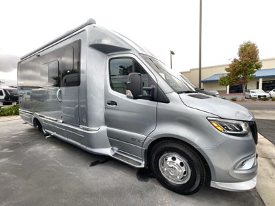 2026 Airstream Murphy Suite Base