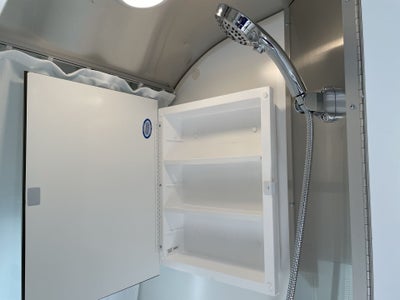 2026 Airstream 16RB Base