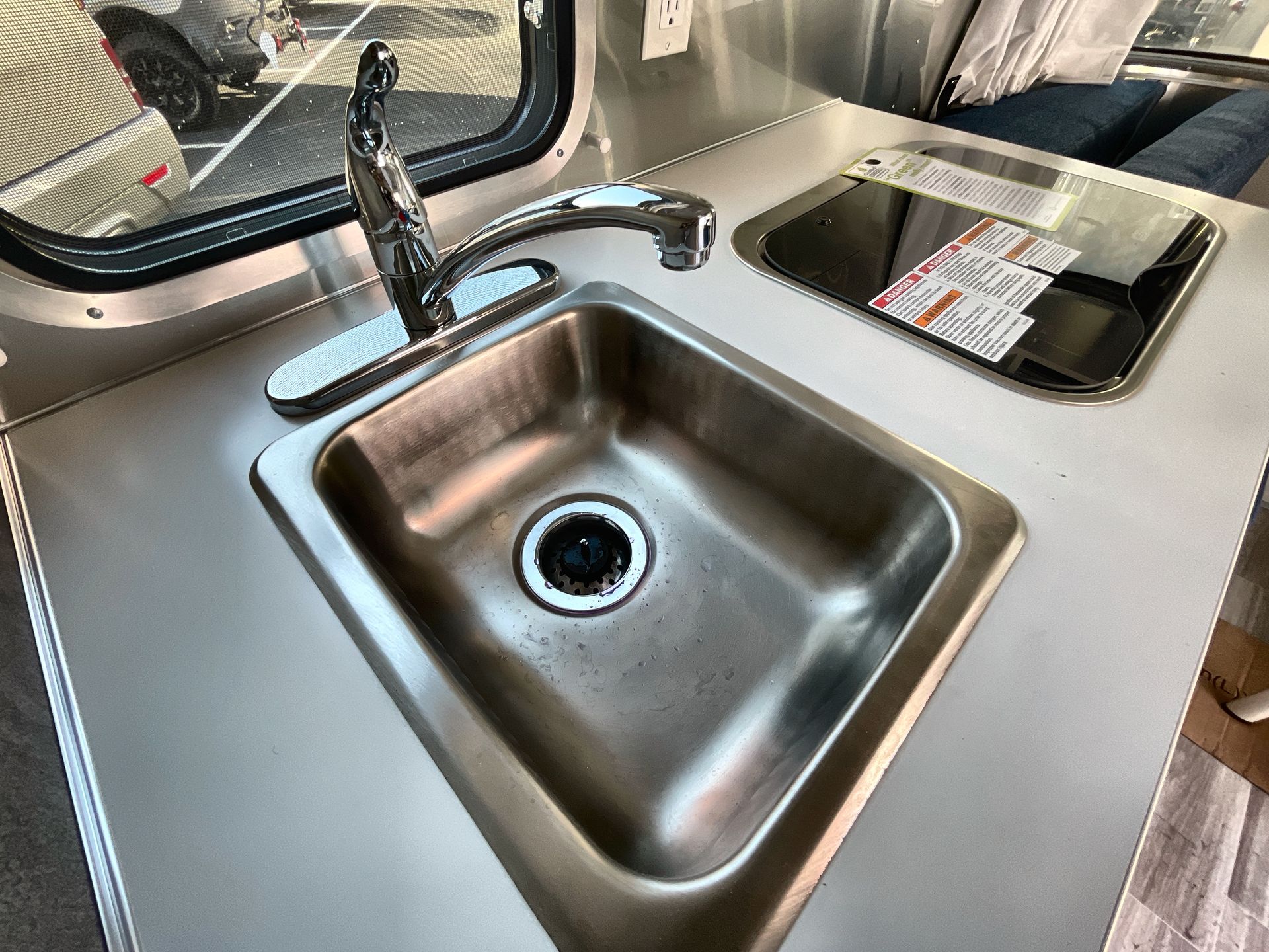 2026 Airstream 16RB Base