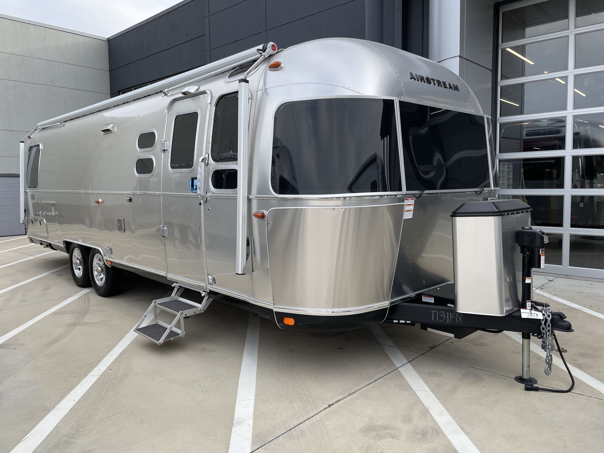 2026 Airstream 30RBT Base