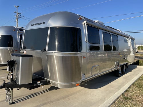 2025 Airstream 30RBQ Base