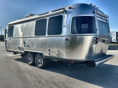 2026 Airstream 25FBQ Base