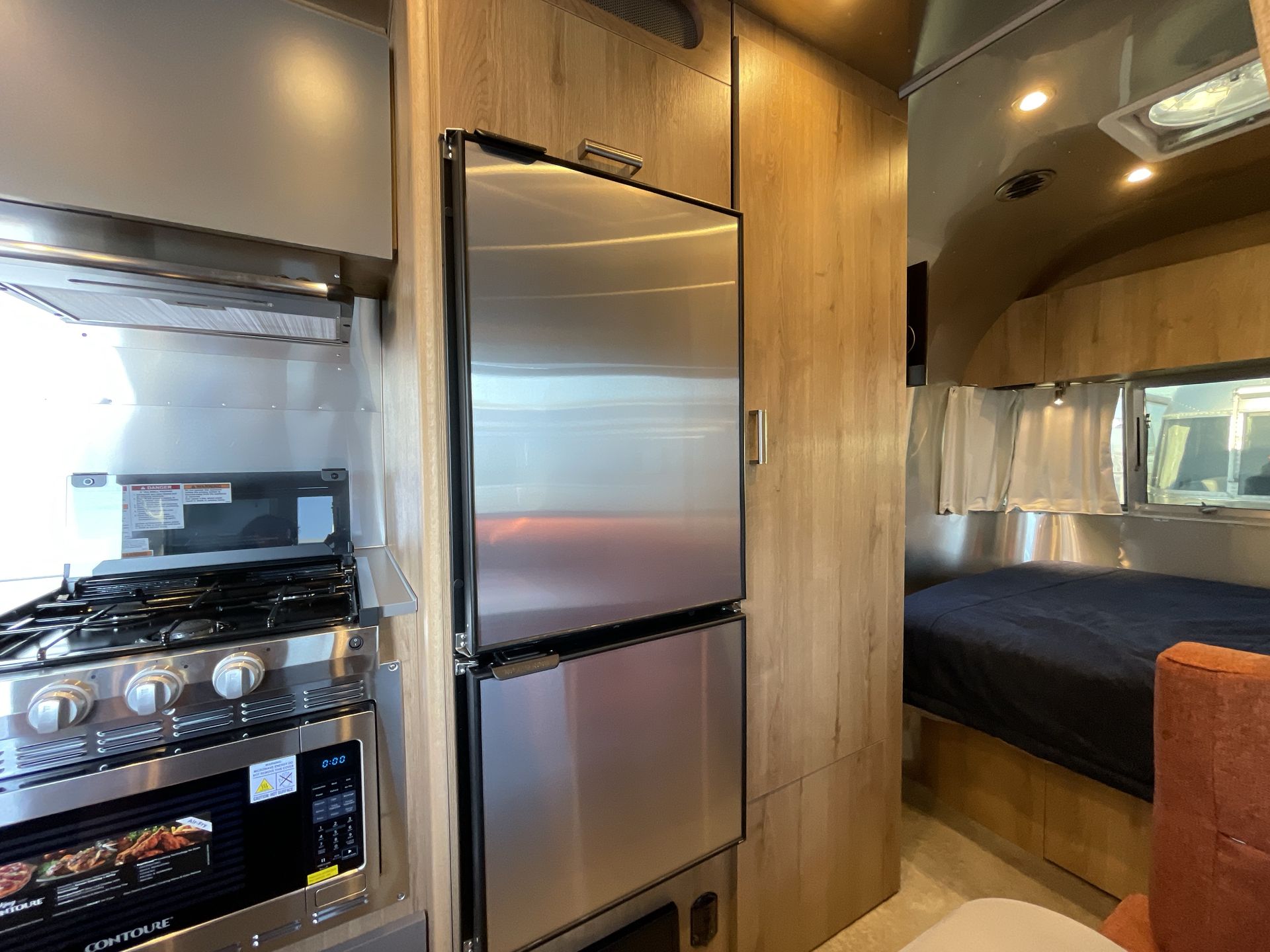 2025 Airstream 23FBQ Base