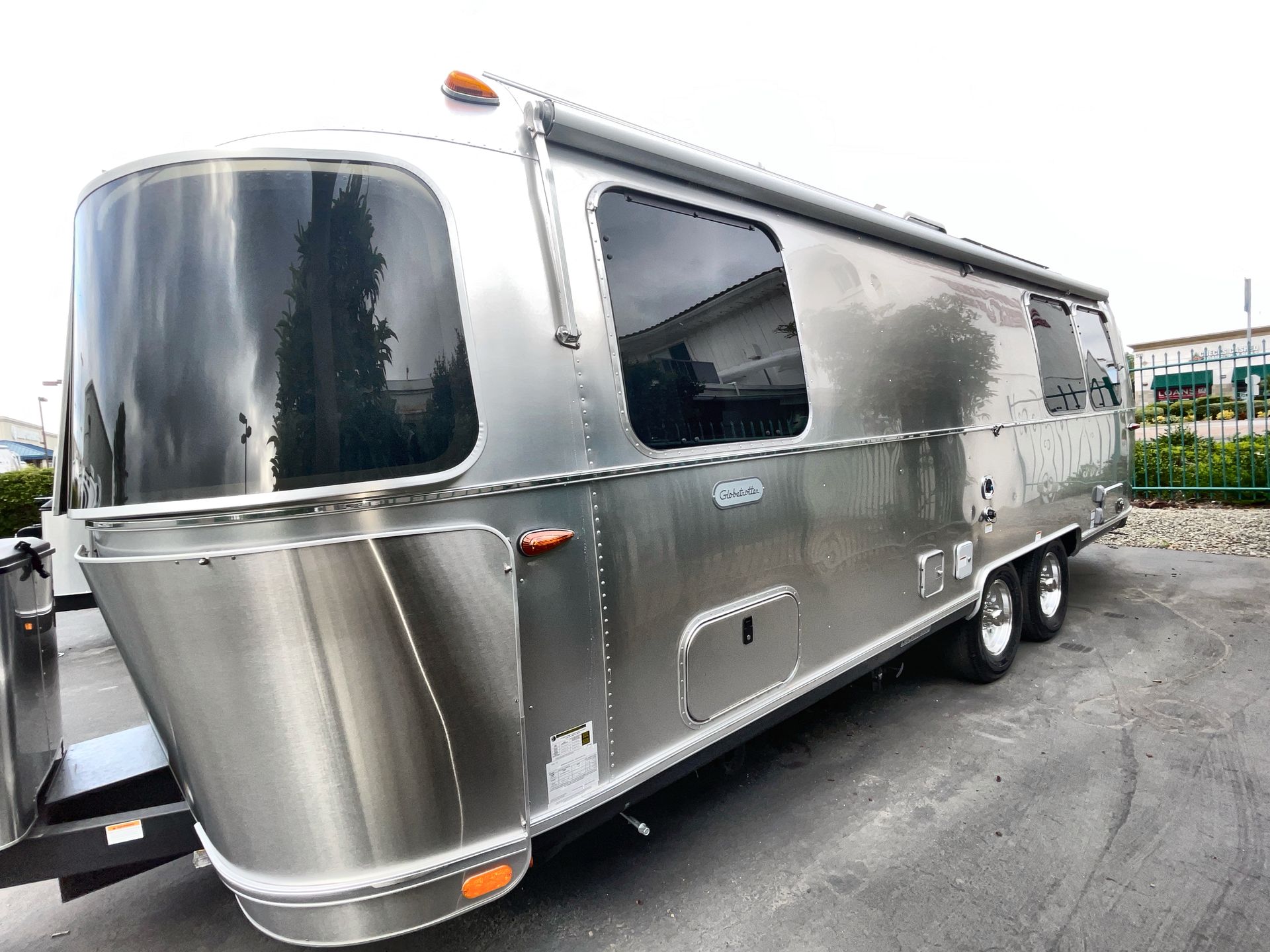 2026 Airstream 25FBT Base