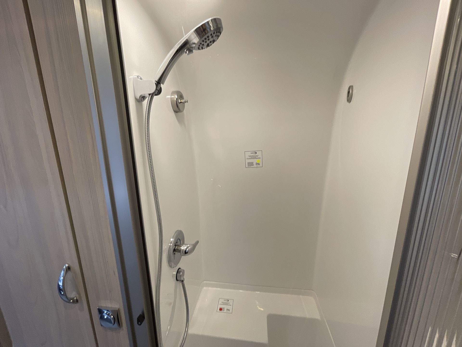 2026 Airstream 25FBQ Base