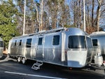 2026 Airstream 33FBQ Base