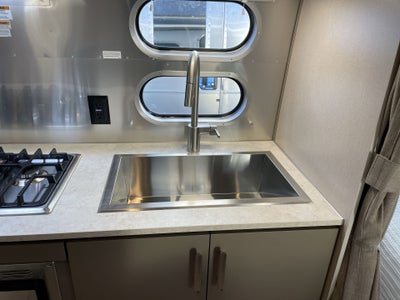 2026 Airstream 22FB Base