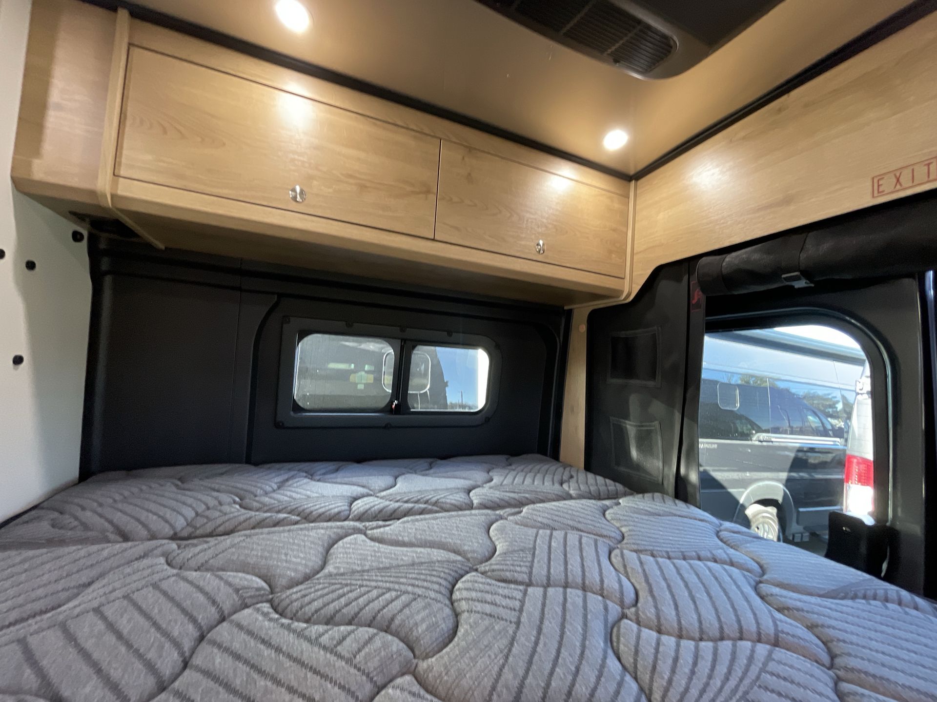 2026 Airstream Rangeline Base