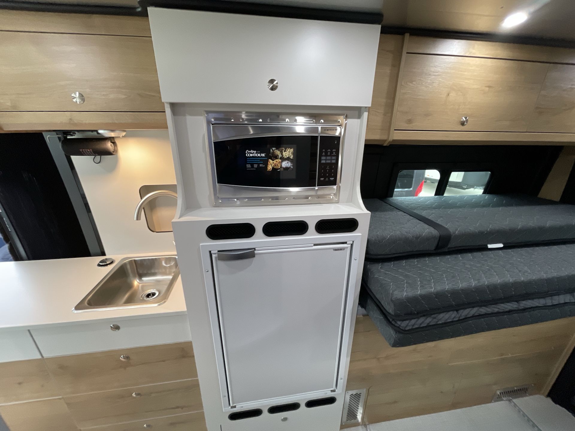 2026 Airstream Rangeline Base