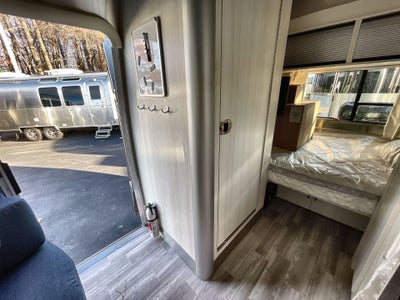 2026 Airstream 16RB Base