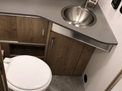 2026 Airstream 25FBQ Base