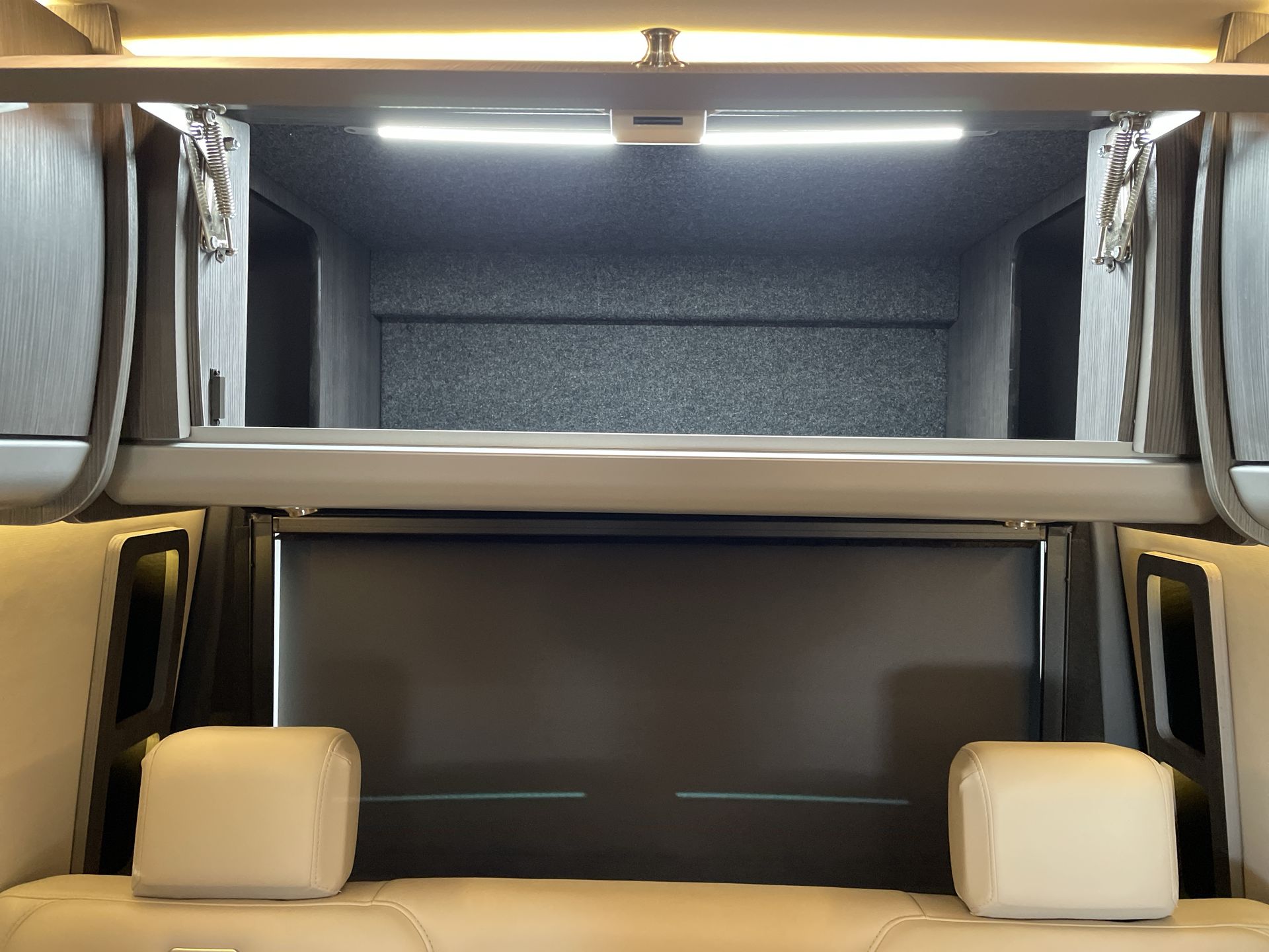 2025 Airstream 24GL Base