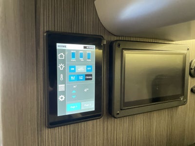 2025 Airstream 24GL Base