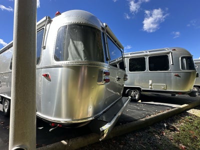 2026 Airstream 25FBQ Base