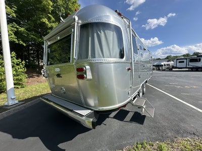 2025 Airstream 25FBQ Base