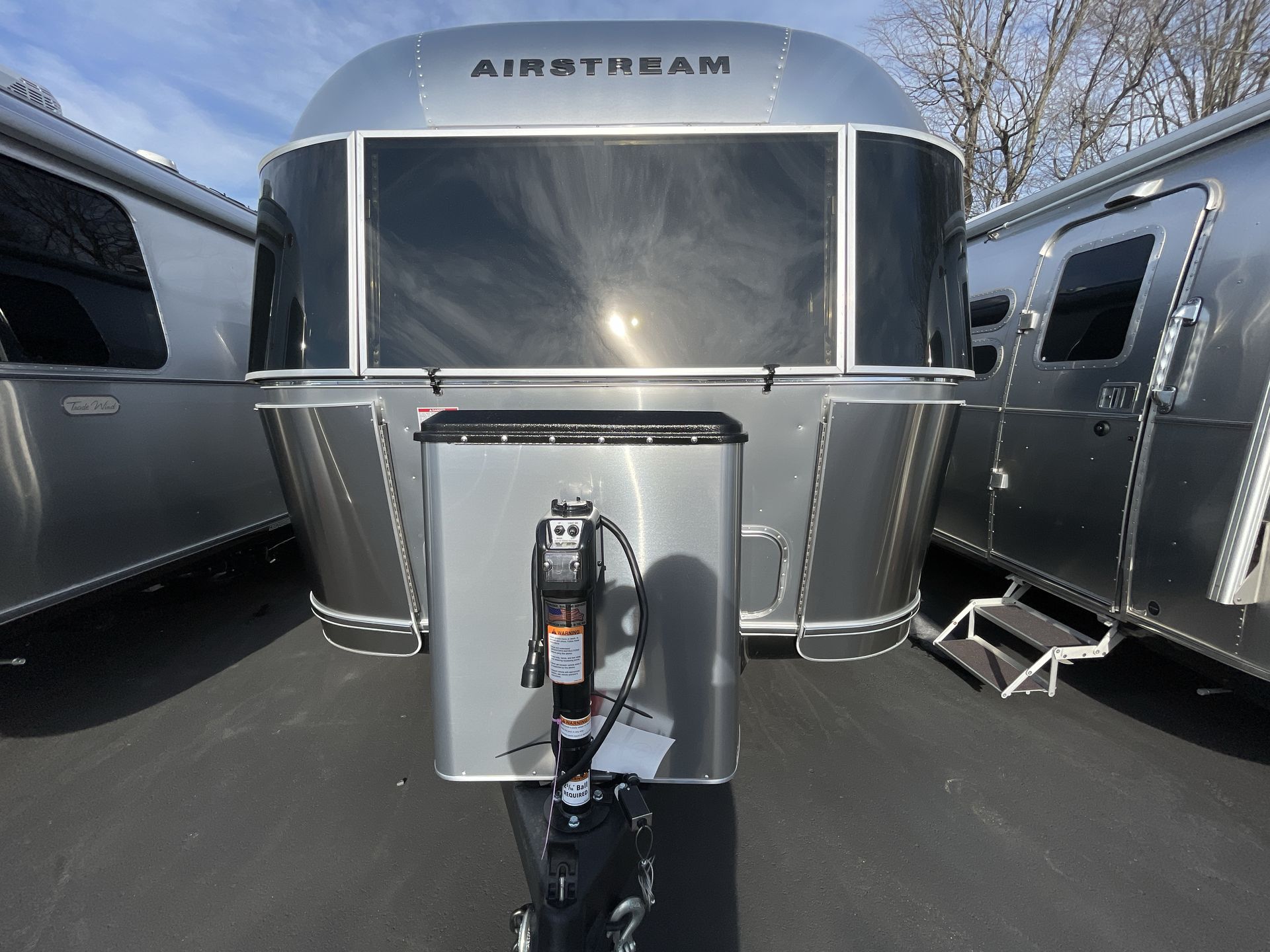 2026 Airstream 25FBT Base